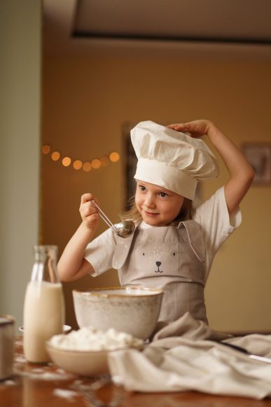 Little chef by @kateomely (Russia)