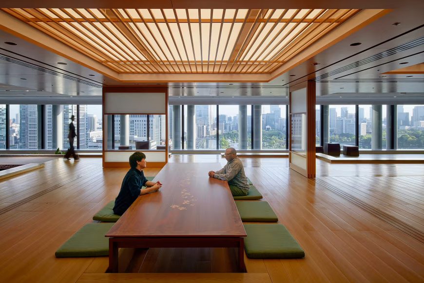 003-salesforce-tokyo-ohana-floor-hinoki-warmth-meets-sky-high-views-above-1390x927