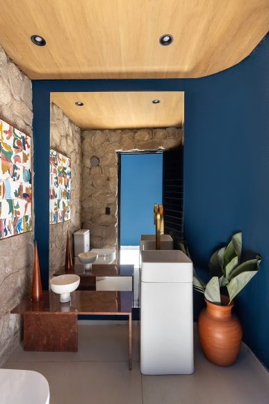 010-cozze-ristorante-recasts-italian-warmth-for-brasilias-urban-dining-1390x2085